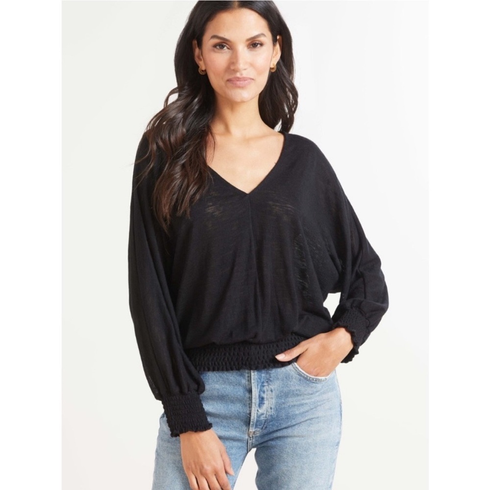 Evereve Layla Smocked Top